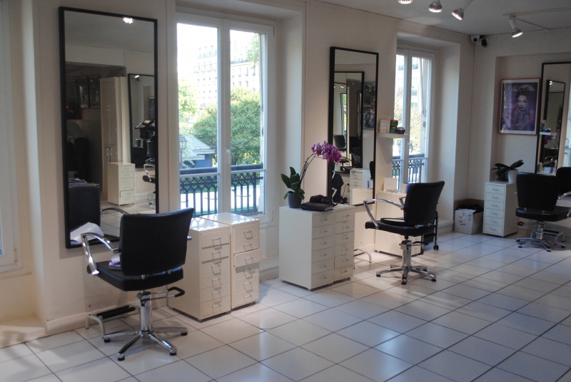 coiffure-MONTAUROUX-min_floor-home-office-property-living-room-room-781228-pxhere.com